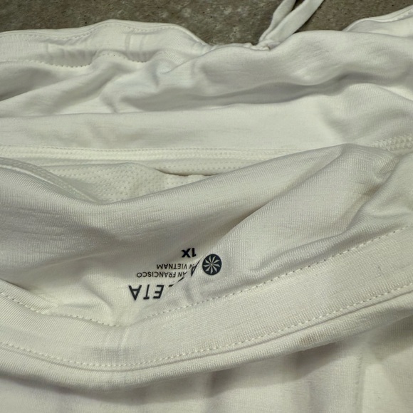 🍄 Athleta white Performance skort - Picture 4 of 16